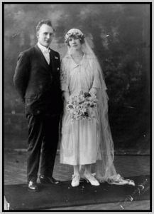 Wedding, Christian Albert Berthelsen and Alice Beatrice Wilschefski, 1922