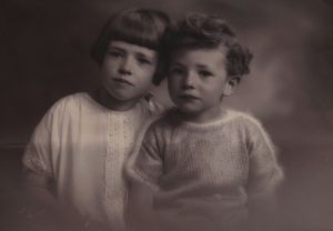 Eileem Mary & Henry Kenneth Brooks circa 1925